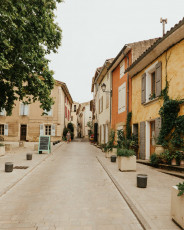 Cucuron-6