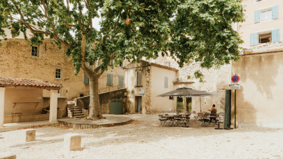 Cucuron-1