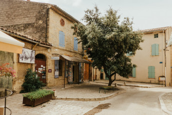 Ansouis-7
